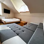 Konukevi Smogavc Zreče