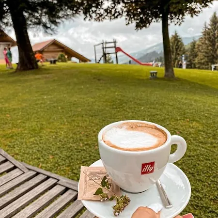 Smogavc Guest house 3*