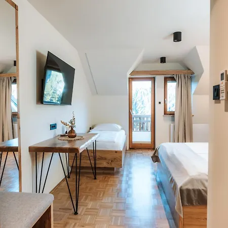 Konukevi Smogavc Zreče