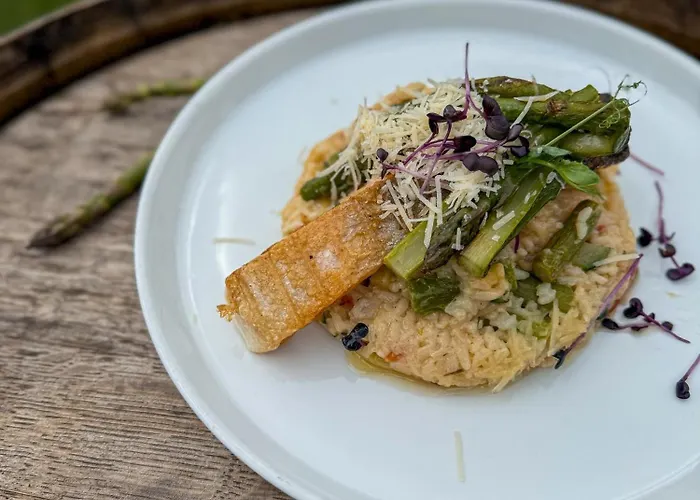 Smogavc Hiša za goste 3*